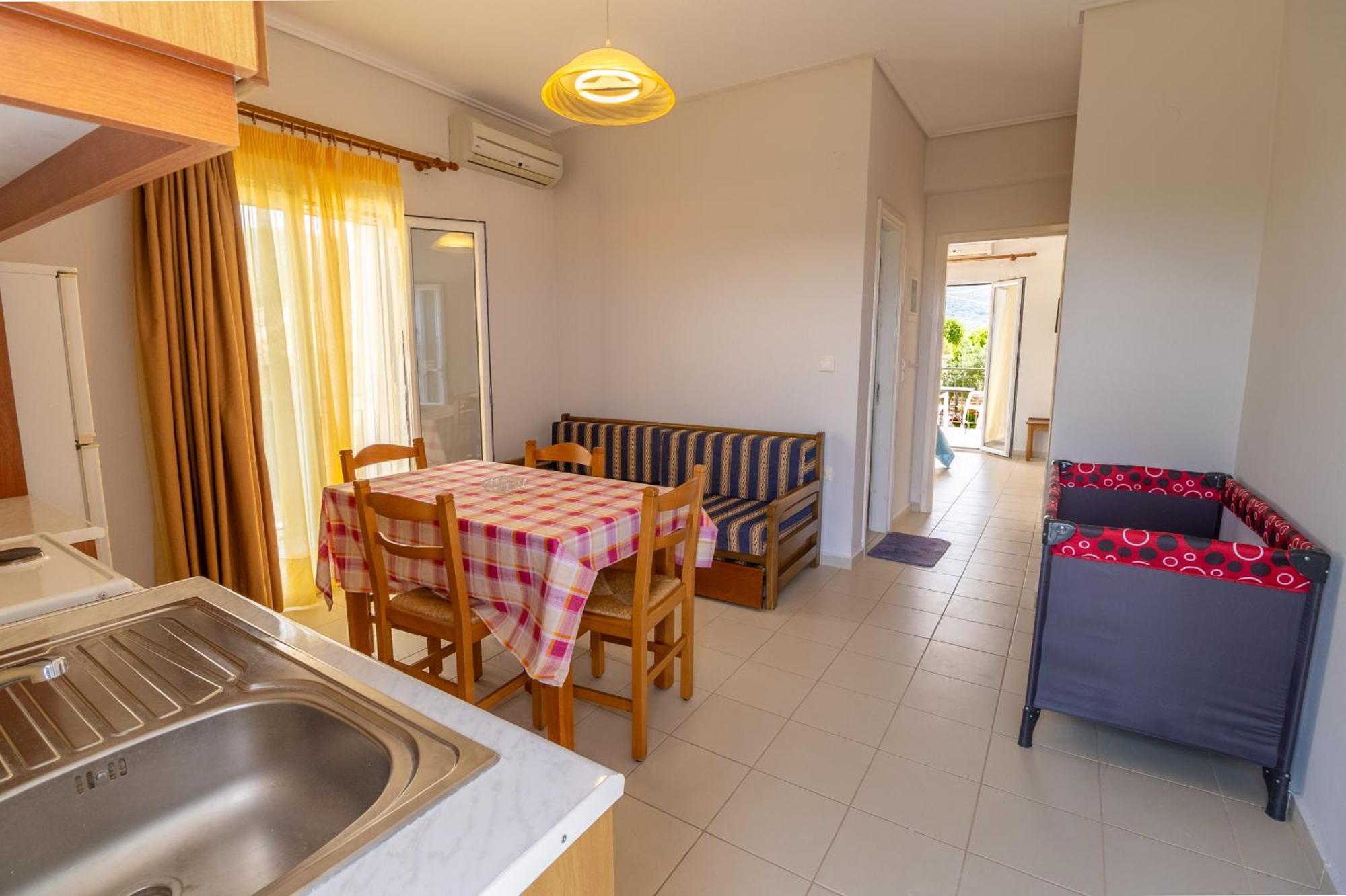 Apartments Thekla Karavádhos Zewnętrze zdjęcie