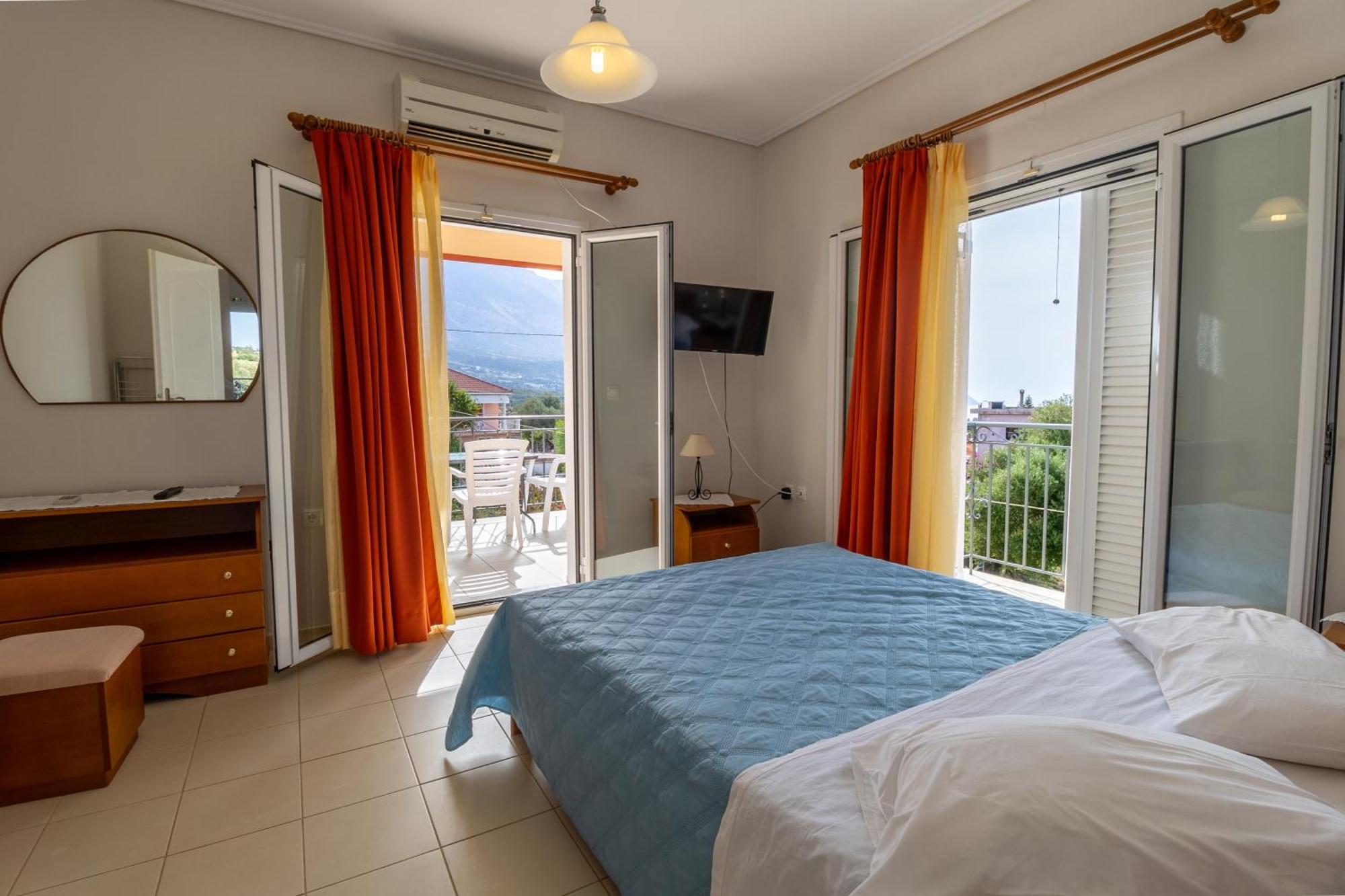 Apartments Thekla Karavádhos Zewnętrze zdjęcie