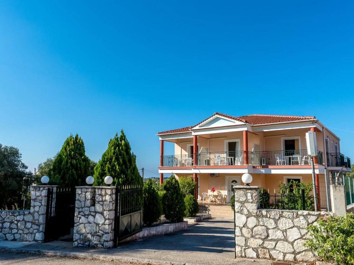 Apartments Thekla Karavádhos Zewnętrze zdjęcie