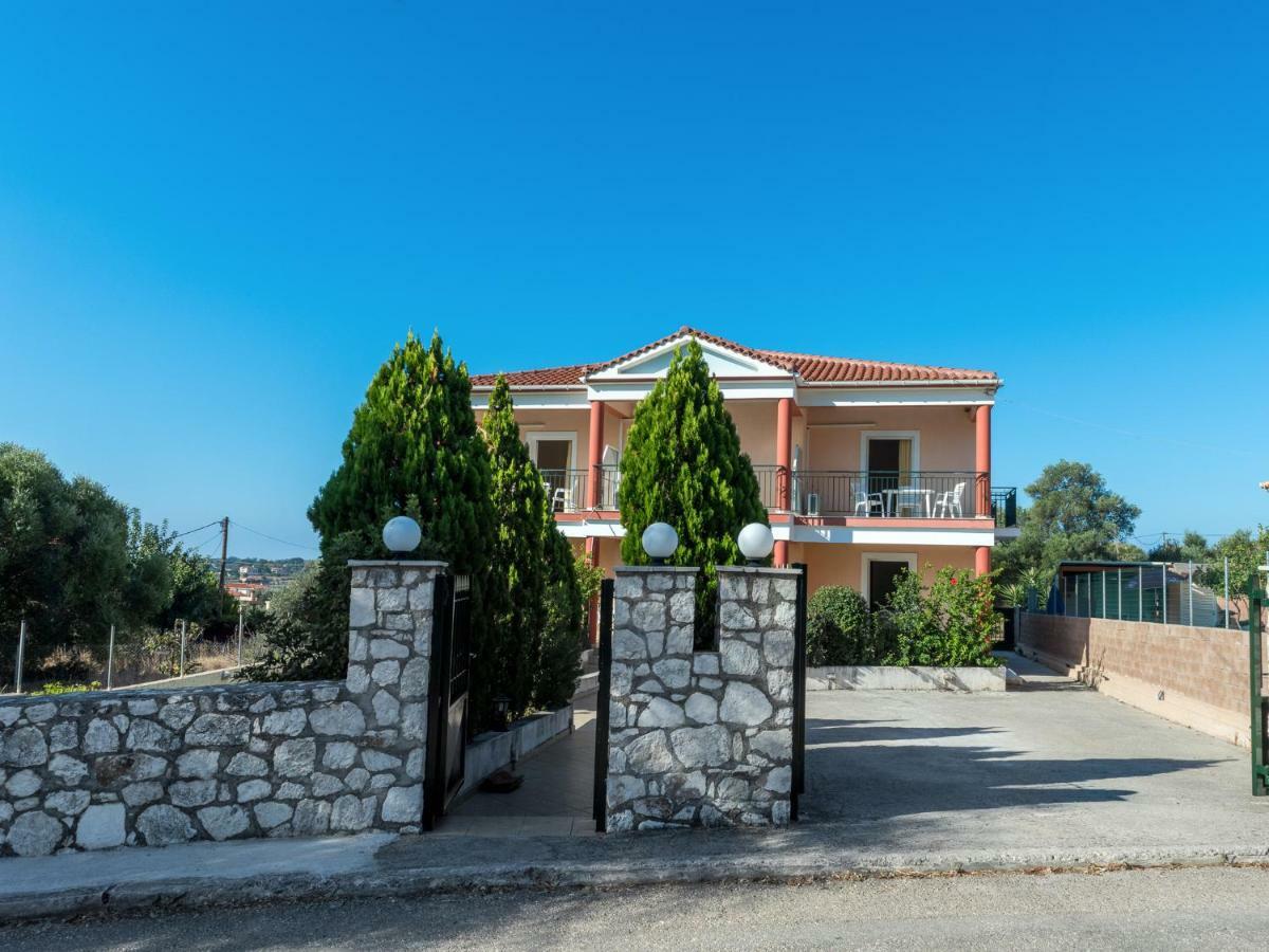Apartments Thekla Karavádhos Zewnętrze zdjęcie